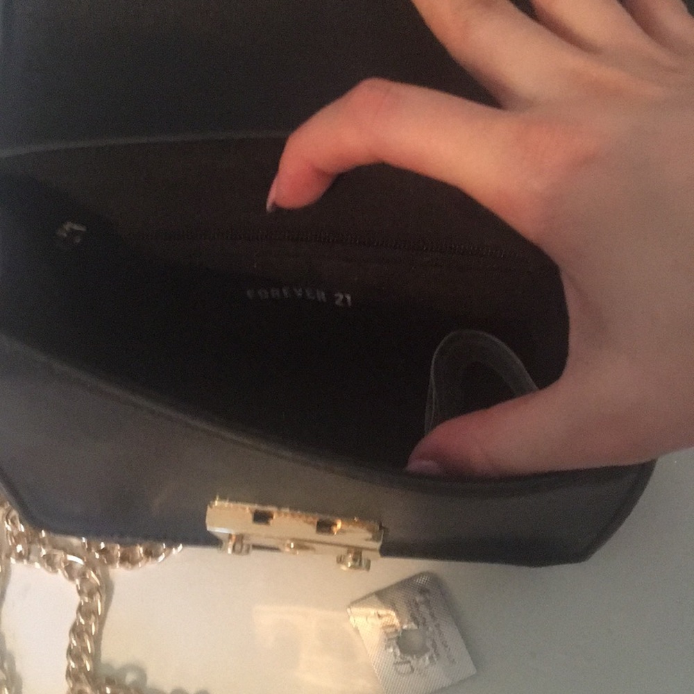 Little black bag - Picture 3 of 3